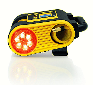 Автомобильный портативный компрессор Качок К70